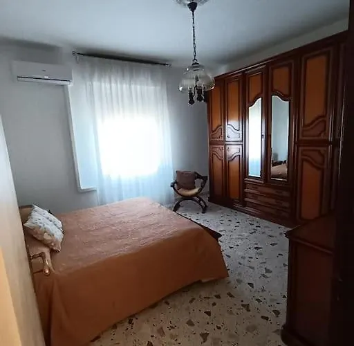 דירה La Casa Delle Farfalle רג'יו די קאלאבריה